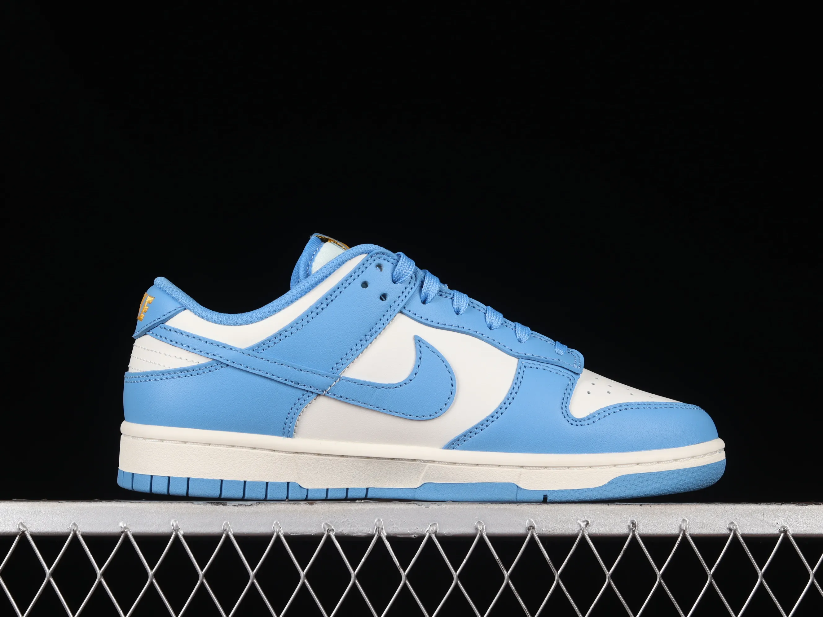 All categories Nk SB Dunk series Nk SB Dunk Low low-top sneakers M version pure original Nk Dunk Low SB dunk series North Carolina blue top layer low-top casual sports skateboard shoes DD1503-100